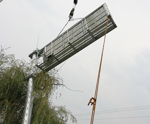 道路LED顯示屏桿